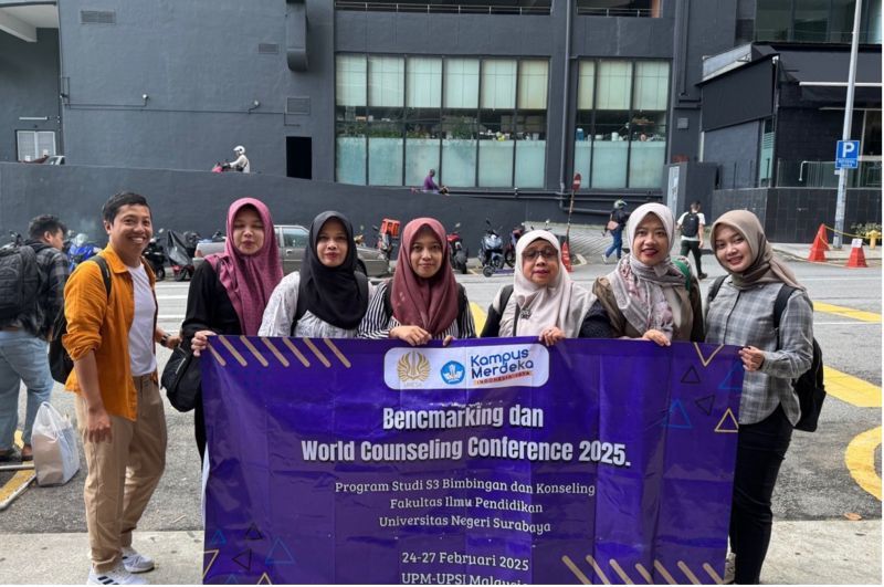 Rombongan S-3 BK Unesa terdiri dari Restu, Ayonk Lianawati, Dian Oktaviana, Najlatun Naqiyah, Titin Indah Pratiwi, Ari khusumadewi, dan Ela Nur Fadlilah. Mereka mengikuti World Counseling Conference 2025 di Universitas Putra Malaysia (UPM).