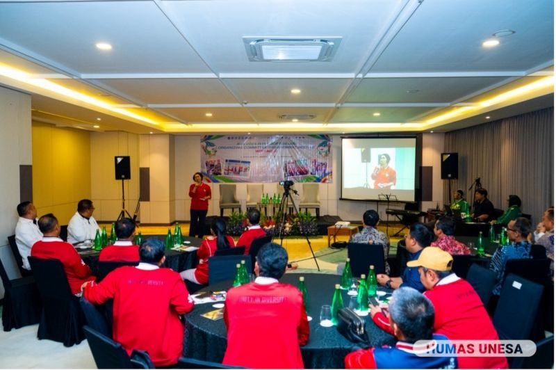 Sesjen Kemendikbudristek atau Mendikti Saintek, Suharti memberikan penguatan untuk terus meningkatkan standarisasi kompetisi di berbagai bidang ke depan. 