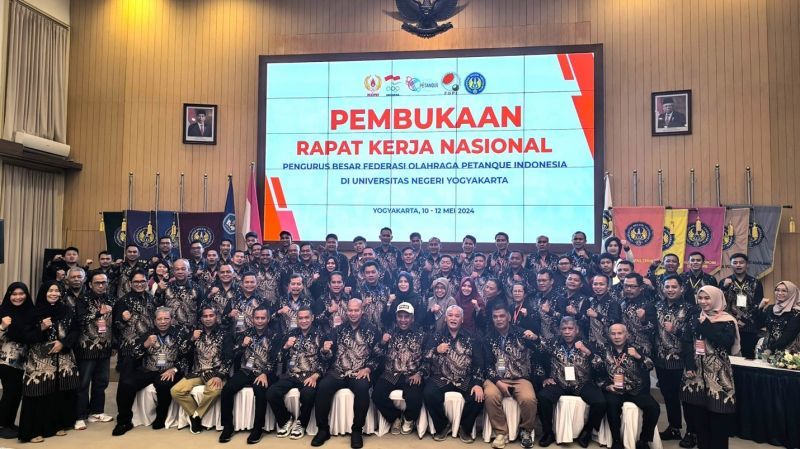 Jajaran Pengurus Besar (PB) dan Pengurus Provinsi (Pengprov) Federasi Olahraga Petanque Indonesia (FOPI) menghadiri Rakernas 2024 di Yogyakarta.