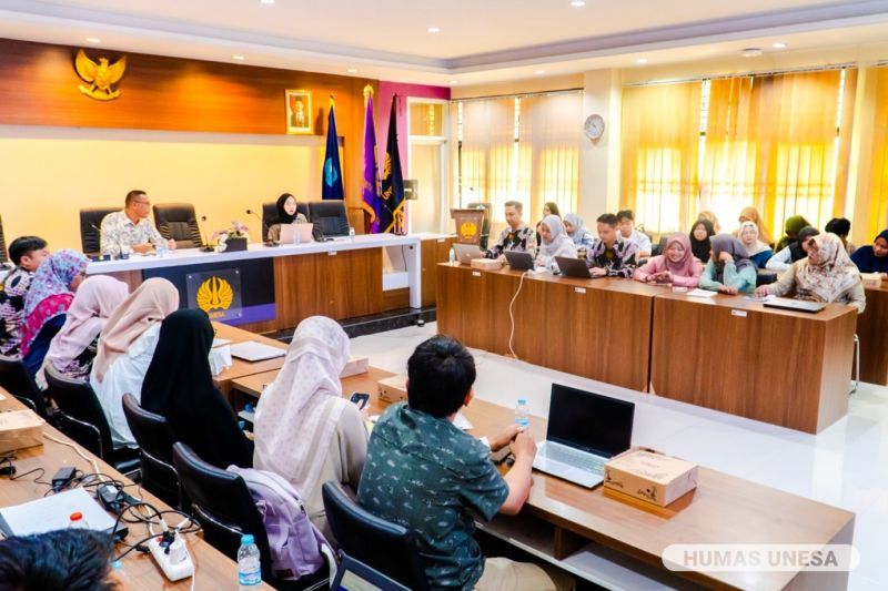 Kegiatan ini merupakan bentuk komitmen MP UNESA dalam memperkuat internasionalisasi program.