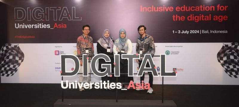 Delegasi Universitas Negeri Surabaya dari Direktorat Inovasi, Pemeringkatan, dan Publikasi Ilmiah dalam Event Times Higher Education (THE) Digital Universities Asia 2024 di di Nusa Dua, Bali, Selasa (2 Juli 2024). (Foto: Dokumentasi THE)