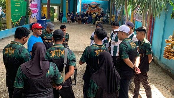 Rektor dan tim petanque Unesa sosialisasi dan breafing penggunaan aplikasi dalam pertandingan petanque. 