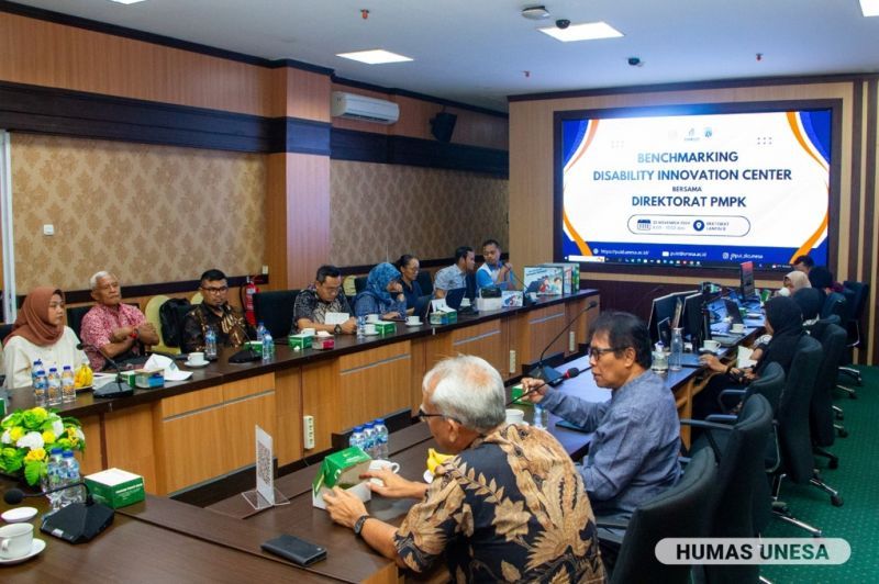 Pertemuan ini menjadi kesempatan bagi UNESA untuk mendapatkan masukan dari Direktorat PMPK guna pengembangan layanan dan inovasi disabilitas di kampus â��Rumah Para Juara.â�� 